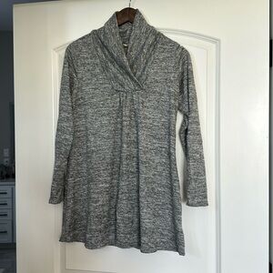 Perfect cow neck maternity tunic